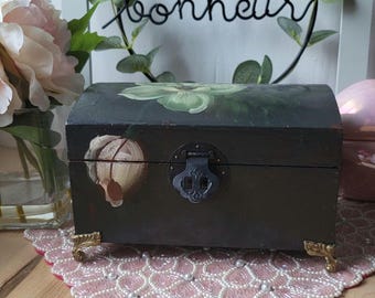 Vintage 2000 Treasure Chest Wood lined Box Folk Art Hand Painted Flowers Botanical Design