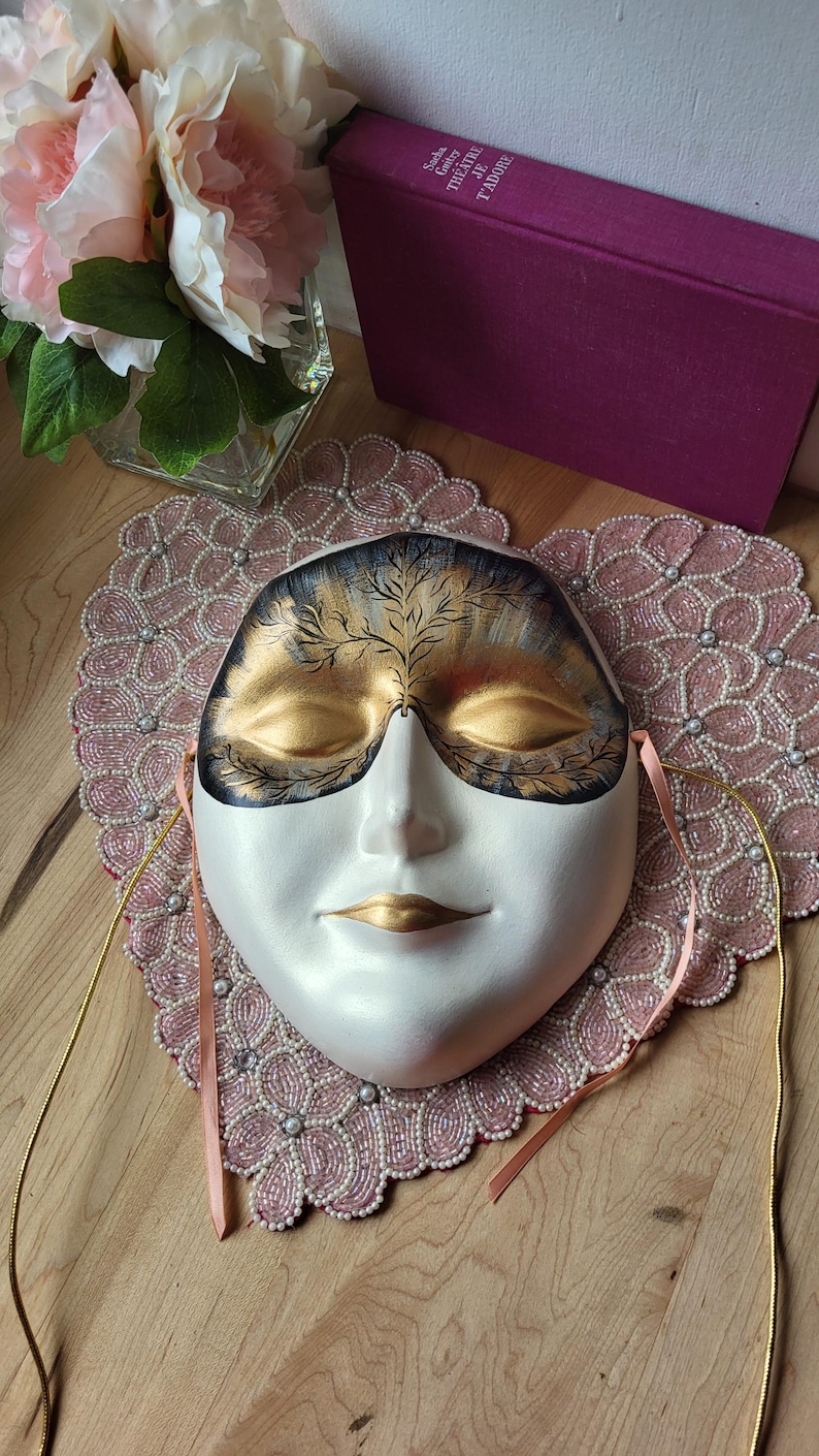 vintage Rétro années 80 Masque facial Pierrot Moon Star Céramique organique peinte à la main Tenture murale image 1