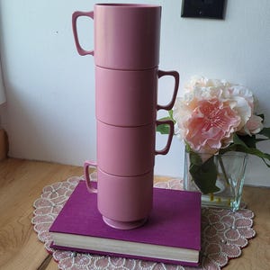 Vintage 80s Set of 4 Pink Mauve Melmac Style Coffee Mugs Stackable