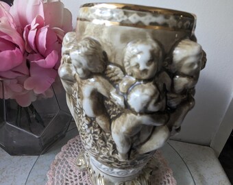 1950 年代 R. Capodimonte イタリア 花瓶、浮き彫りの天使または