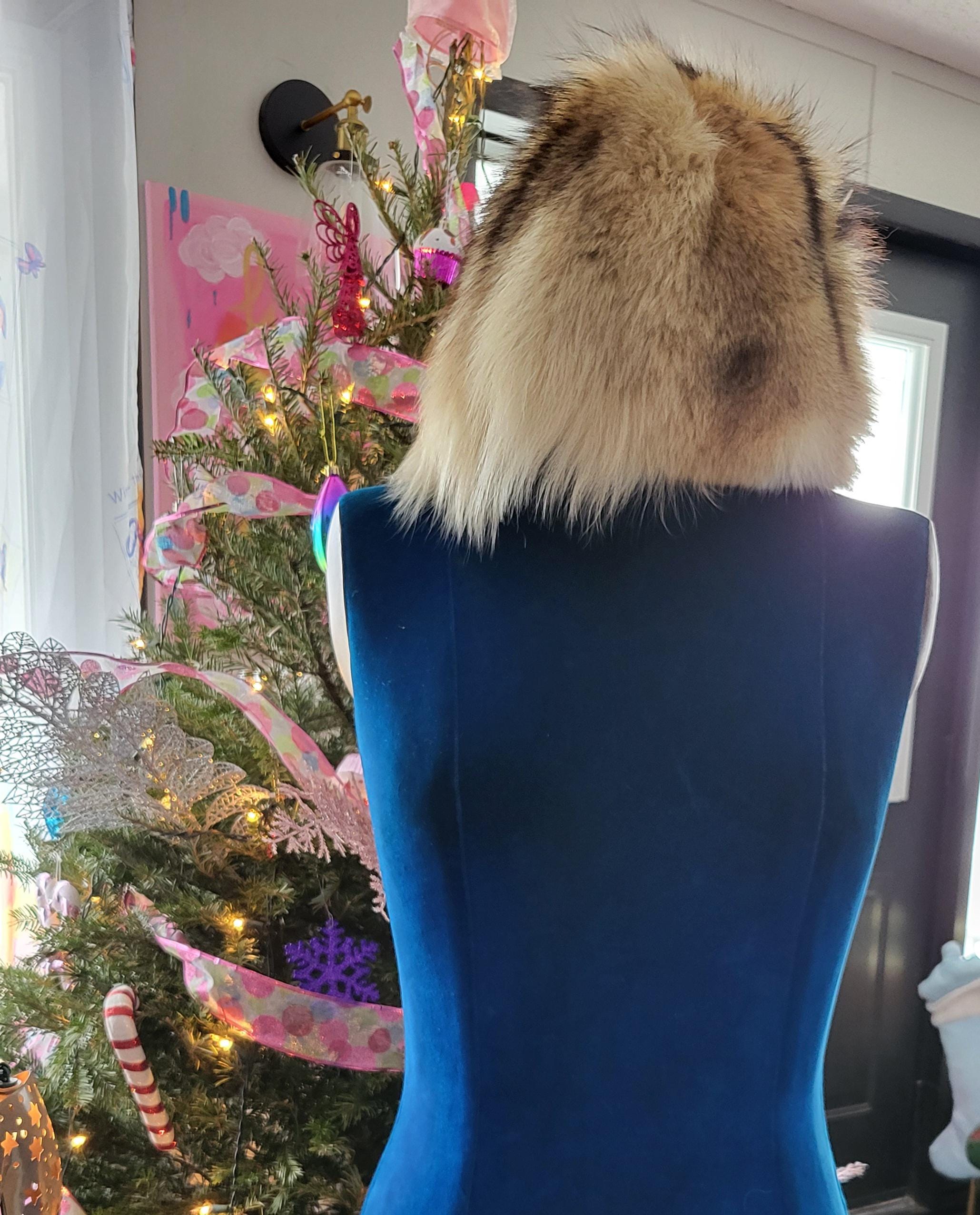 Vintage Genuine Mink Fur Hat Kates Boutique Canada Floral Accent Winter Formal Couture Mink Fur Hat, 1960s Vintage Winter Hat, York  main image 2