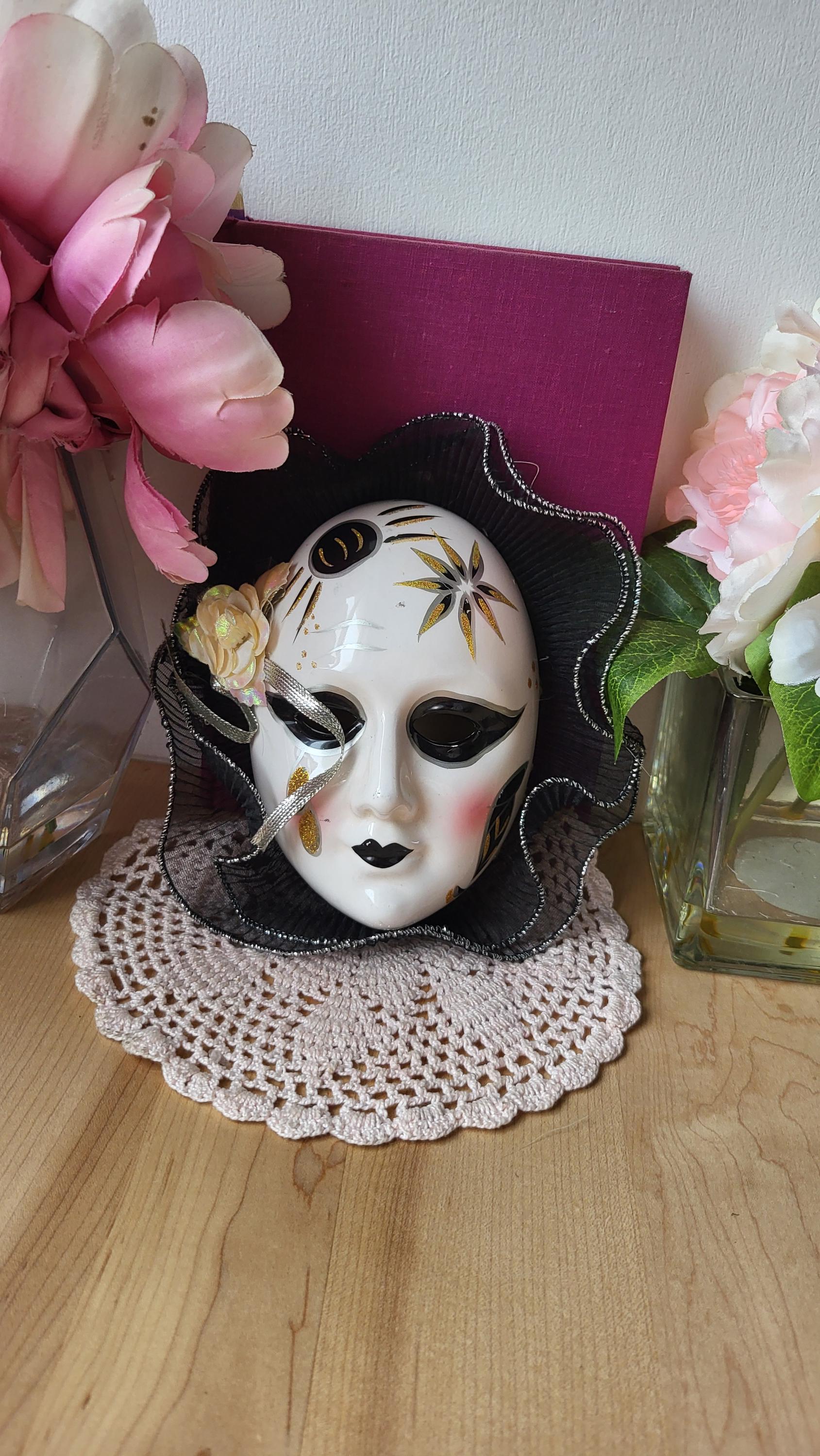 Vintage Porcelain Painted Clown Jester Harlequin Face Decorative