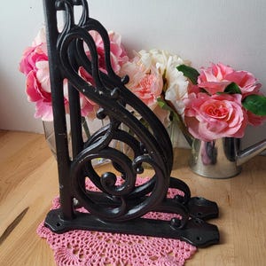 Vintage Pair of Wall Bracket Angle Shelf serves as Wall Mounting Cast Iron