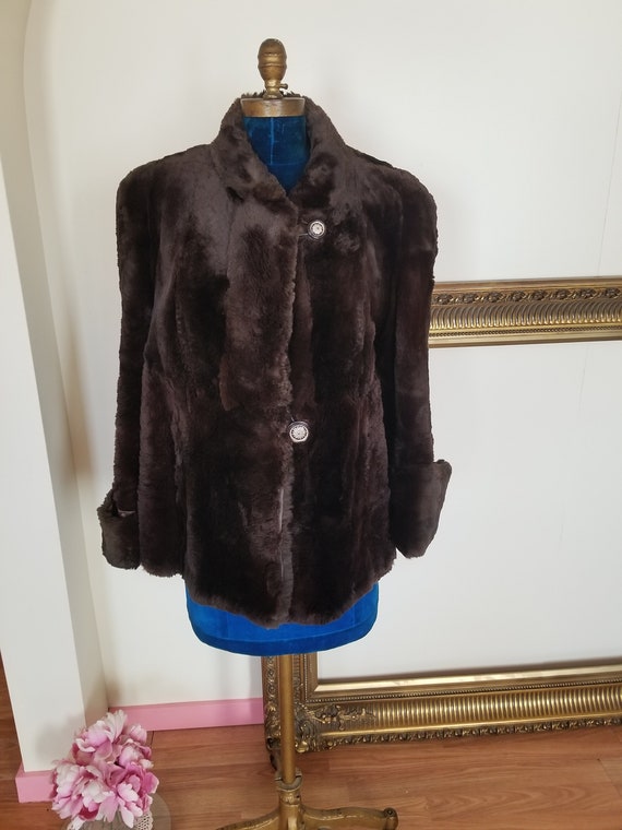 Veste de fourrure marron glamour vintage des année