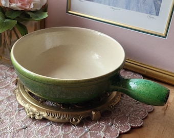 LANDERT 22 Traditional Swiss Cheese Fondue Pot, Mustard