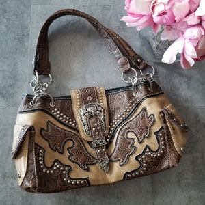 unknown エナメル　studded handbag y2k 平成 unknown エナメル studded handbag y2k 平成 - メルカリ