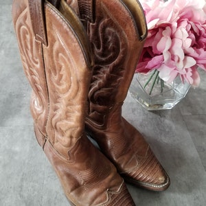 Vintage Cowboy Boots Made in Canada Brown Leather Size 6