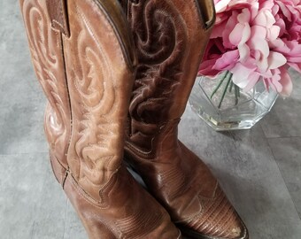 Vintage Cowboy Boots Made in Canada Brown Leather Size 6