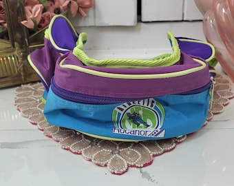 Riñonera deportiva colorida estilo retro vintage de los 90 de Rucanor