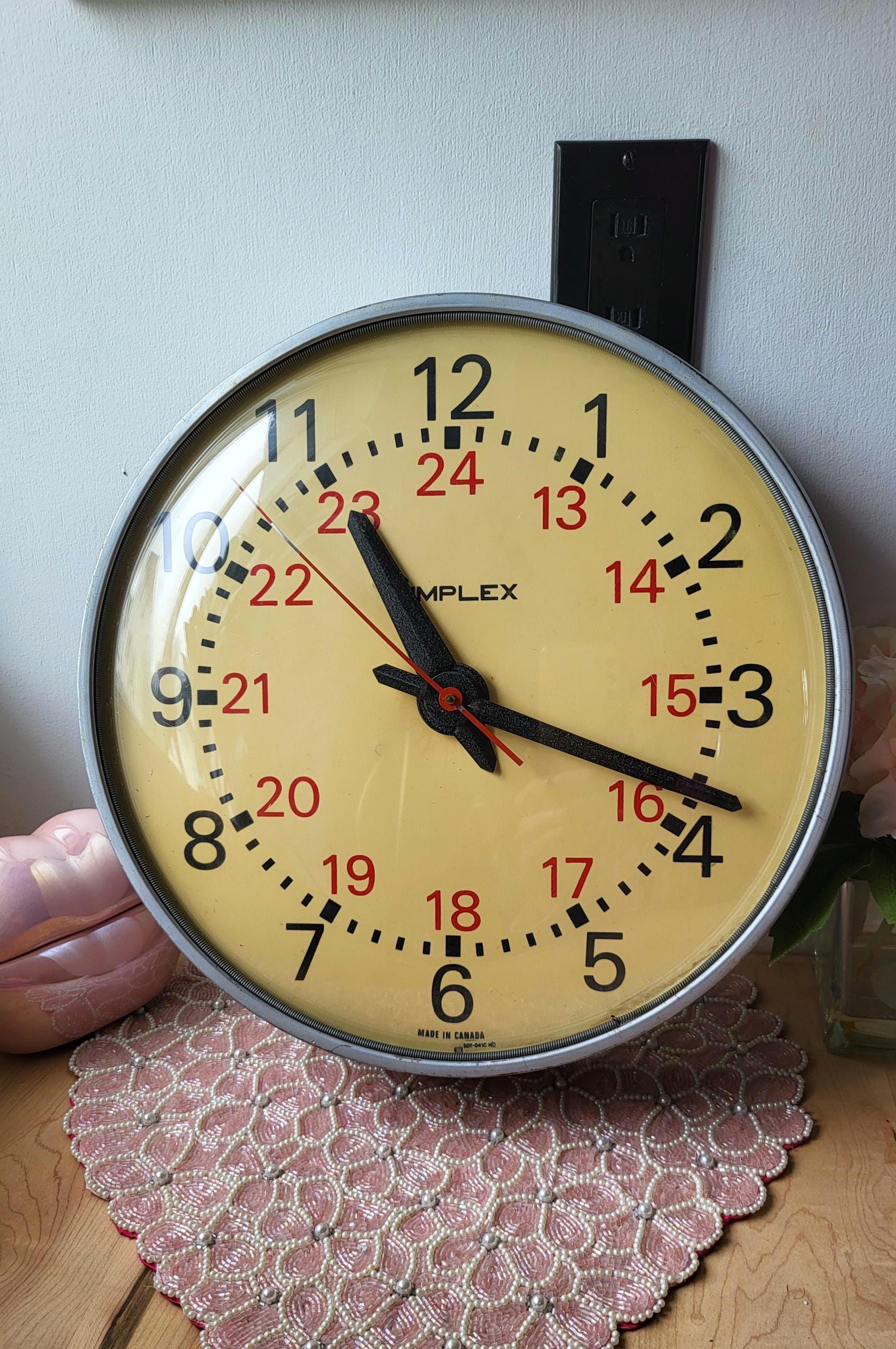 Vintage Bowling Clock - Etsy Canada