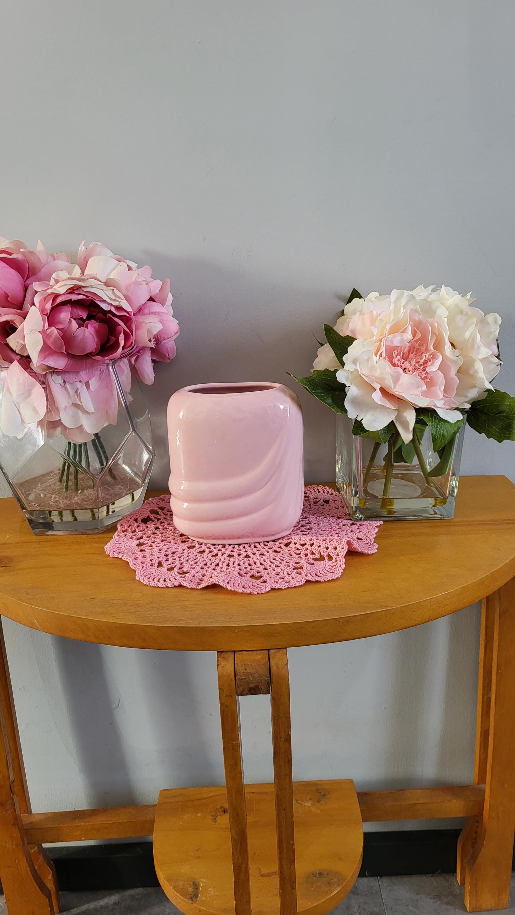 Vintage 80s Art Deco Revival Light Pink Ceramic Ribbed Draped