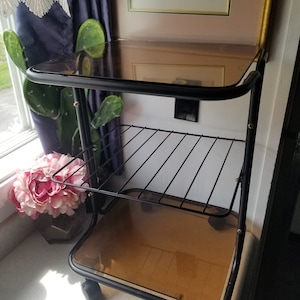 Zwart-bruine plankenwagen van gerookt glas uit de jaren 70 / Vintage Space Age-huisdecoratie