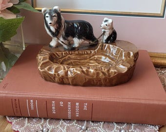 Vintage MCM Mother Dog With Puppie Ashtray Made in Japan