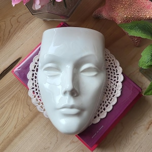 Vintage Art Deco 80's Wall Planter, Face Wall Planter, Face Planter, Wall Hang Planter, Wall Decor, Head Planter, Wall Art Secret Storage