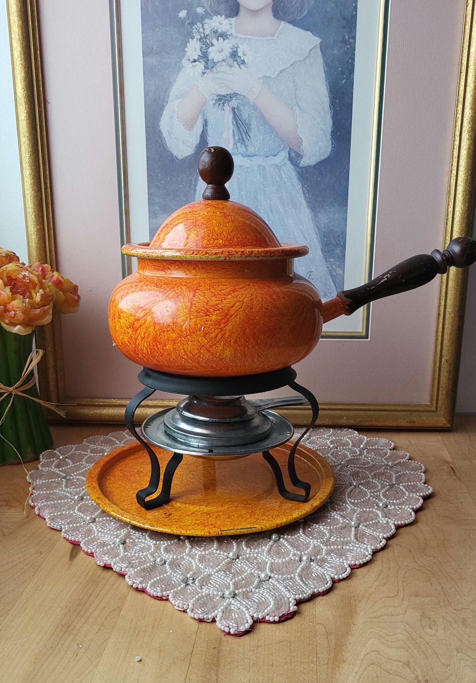 Le Creuset Pan Stand - Etsy UK