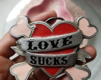 Love Sucks Tattoo Red Heart Pink Crossbones Belt Buckle  display picture 2