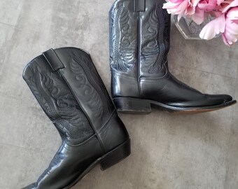 Vintage Cowboy Boots Made in Canada Black Leather Size 10" Western Boots Black on Black