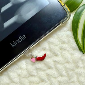 Kindle Charm Sweet and Spicy Lovers / Kindle Accessories / E-reader accessories / Smut Readers / Chilli and Handcuffs Charm