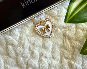 Coquette Heart Kindle/Kobo Charm: E-reader Accessory