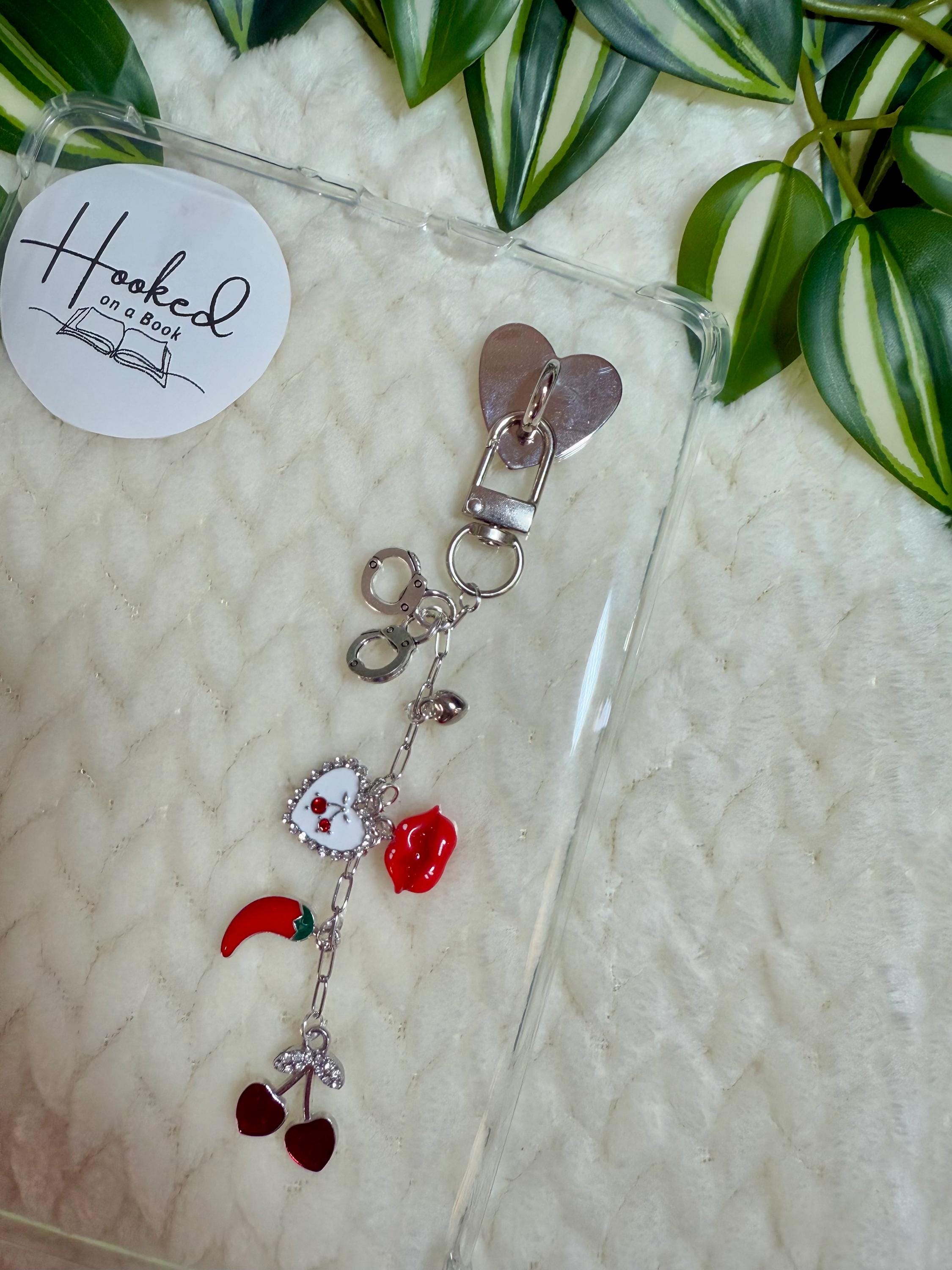 Kindle/Kobo Charm Chain: Silver Spicy Readers E-reader Accessory
