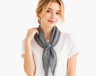 Eleganter Dreiecksschal - weich, leicht und vielseitig, perfekt für Schichtung, stilvoller dünner Schal für alle Jahreszeiten, ideales Geschenk für Frauen