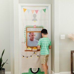 Pretend Play Doorway Playhouse| Camper Food Truck