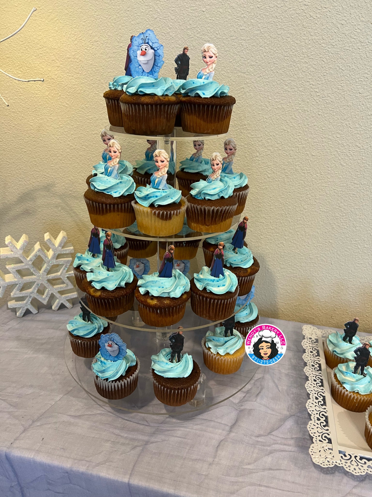 Frozen Cupcake Topper