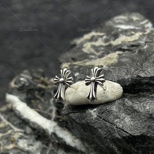 Trendy CH Inspired Cross Earrings - Unisex Retro Fashionable Personalized Ear Accessories 925 Silver 1 Pair