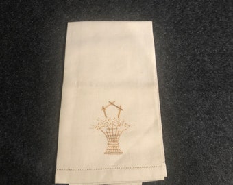 Cross Stitched Basket Decorative Accent Towel ~ Vintage