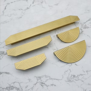 1.25"2.5"3.78"7.56"Gold Dresser Handle Stripe Kitchen Door Handle Gold Semicircle Drawer Pulls Cabinet Pull Handles Yihuanghardware