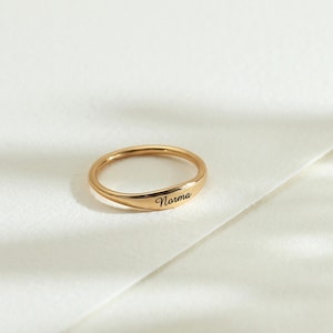 Anillo de nombre apilable, Anillos de nombre de oro de 18k, Anillo minimalista, Joyería de nombre personalizado, Regalos personalizados, Regalos de Chrfistmas