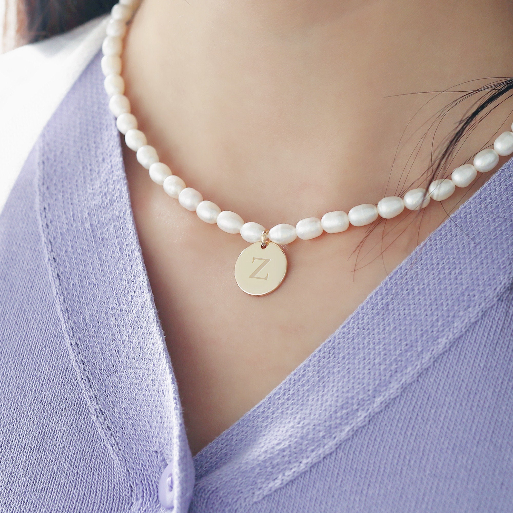 Pearl necklace with letter discount