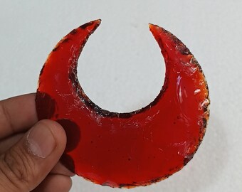 レッドオブシディアンガラスの月：癒しのクリスタル三日月彫刻 - Etsy 日本