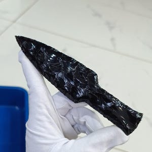 Hand Knapped Black Obsidian Sword: 6