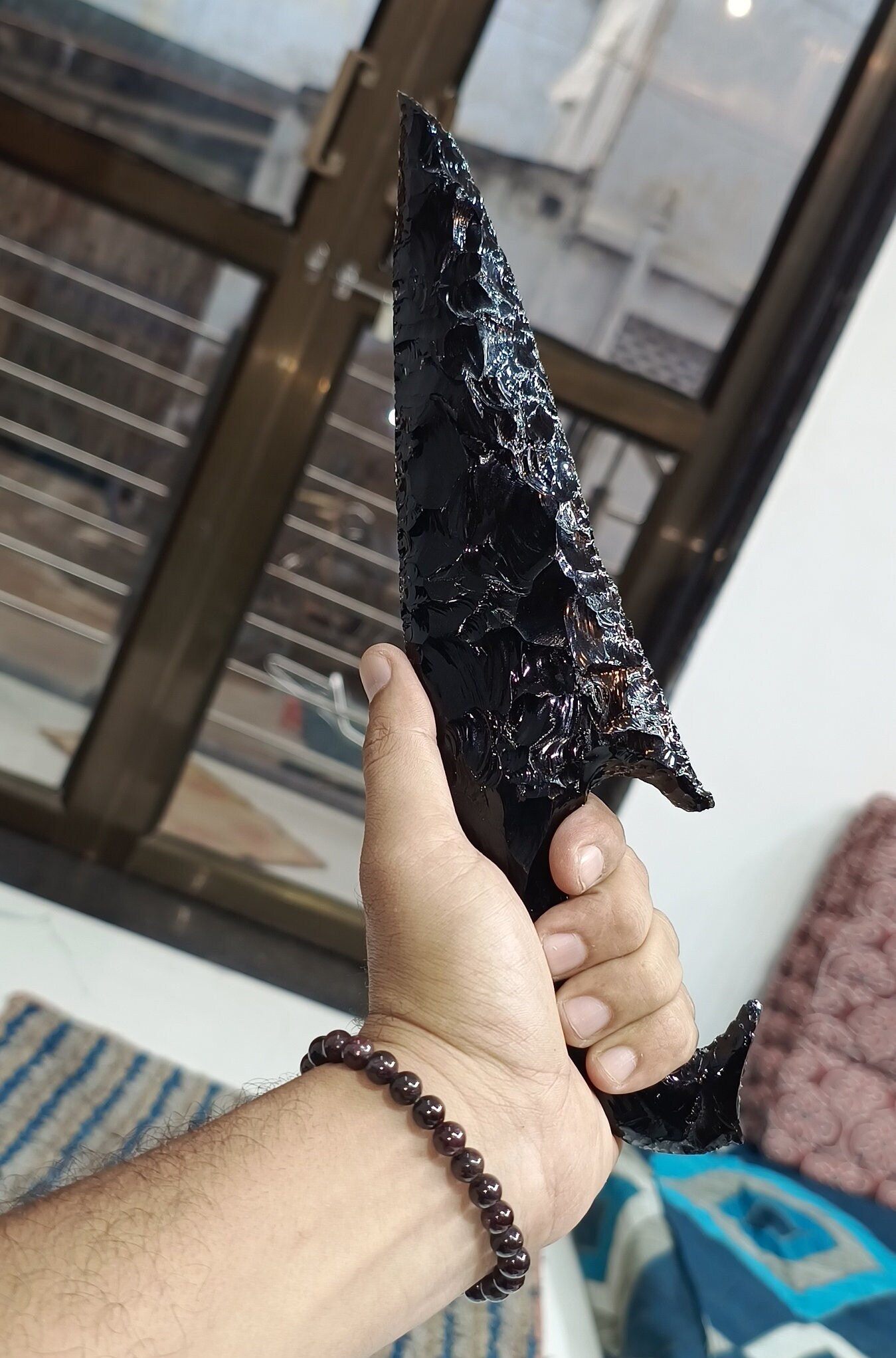 手作りの黒曜石ナイフ、刃渡り11インチ、黒曜石の槍先、原始的な石器