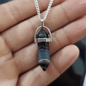 Original Sulemani Aqeeq Akik Hakik Aqiq, Schwarzer Sulemani Achat Stein Silber Unisex Anhänger mit 24 &#39;&#39;Kette.