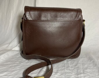 バッグ 90s old coach leather brown bag Vintage 1998 Coach #9092 Brown Leather Tribeca Flap