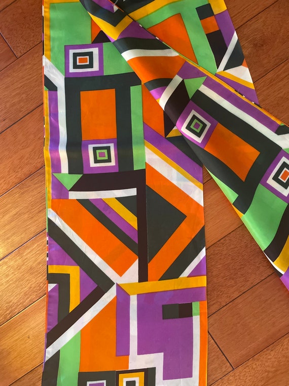 Retro 1970’s inspired Geometric Fringed Scarf - image 4