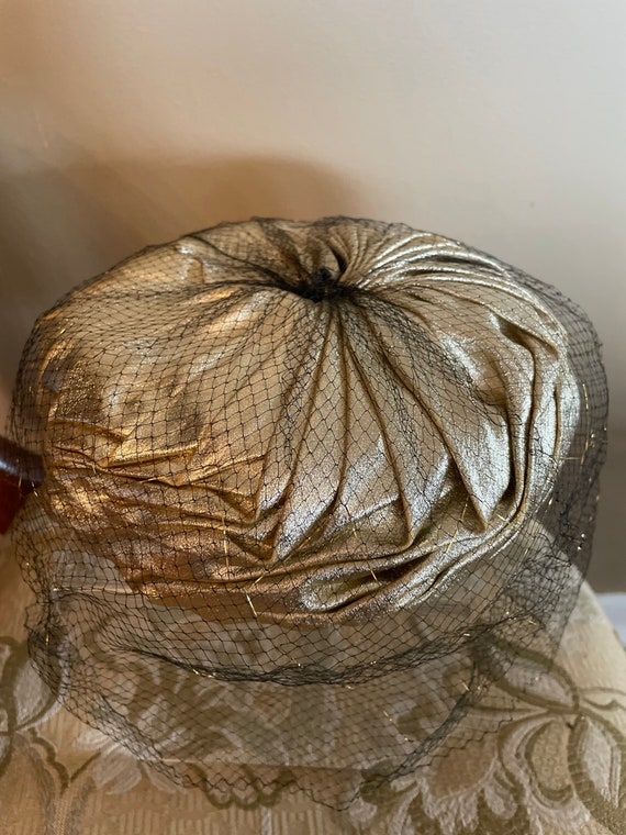 1940’s Gold Lame Norman Durand Pillbox Hat With Netti… - Gem