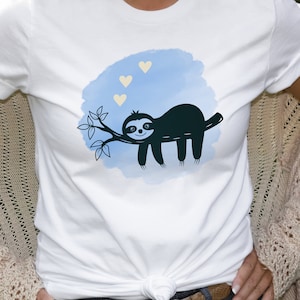 ナマケモノTシャツ かわいいナマケモノ ナマケモノシャツ ナマケモノ好きへのギフト 誕生日ギフト 在宅勤務 友人へのギフト 動物ハートギフト ナマケモノ