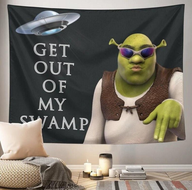 Shrek 2 Shrek Awkward Smiling Wall Tapestry Shrek -  Hong Kong