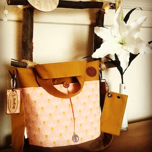 Handbag - Shoulder bag