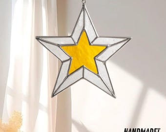 Ornement de vitrail étoile fait main, attrape-soleil étoile suspendue, décoration de Noël, cadeau pour elle, cadeau de pendaison de crémaillère