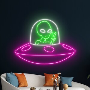 Peace Alien UFO Led Sign, Alien UFO Neon Light, Alien UFO Neon Sign, Alien Space Led Light, Alien Spaceship Room Wall Decor