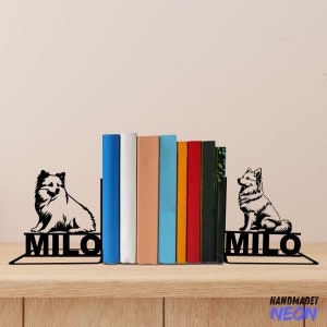 Custom American Eskimo Dog Metal Bookends, Dog Name Bookend, Dog Table Sign, Pet Bookshelf Home Decor, Book Lover Gift, Back To School Gift