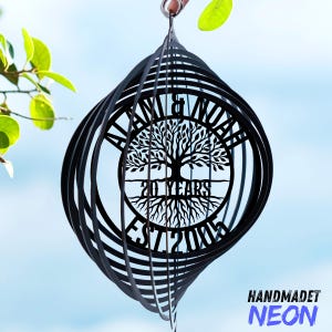 Custom 20th Anniversary Metal Wind Spinner: Personalized Couple&#39;s Tree Art