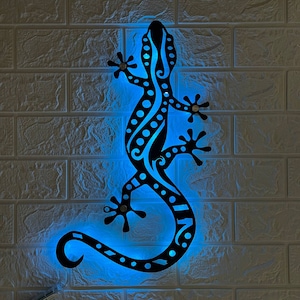 Custom Gecko Metal Wall Art LED Light - Personalized Lizard Name Sign Home Decor - Reptile Metal Lights - Jungle Salamander Animal Led Signs