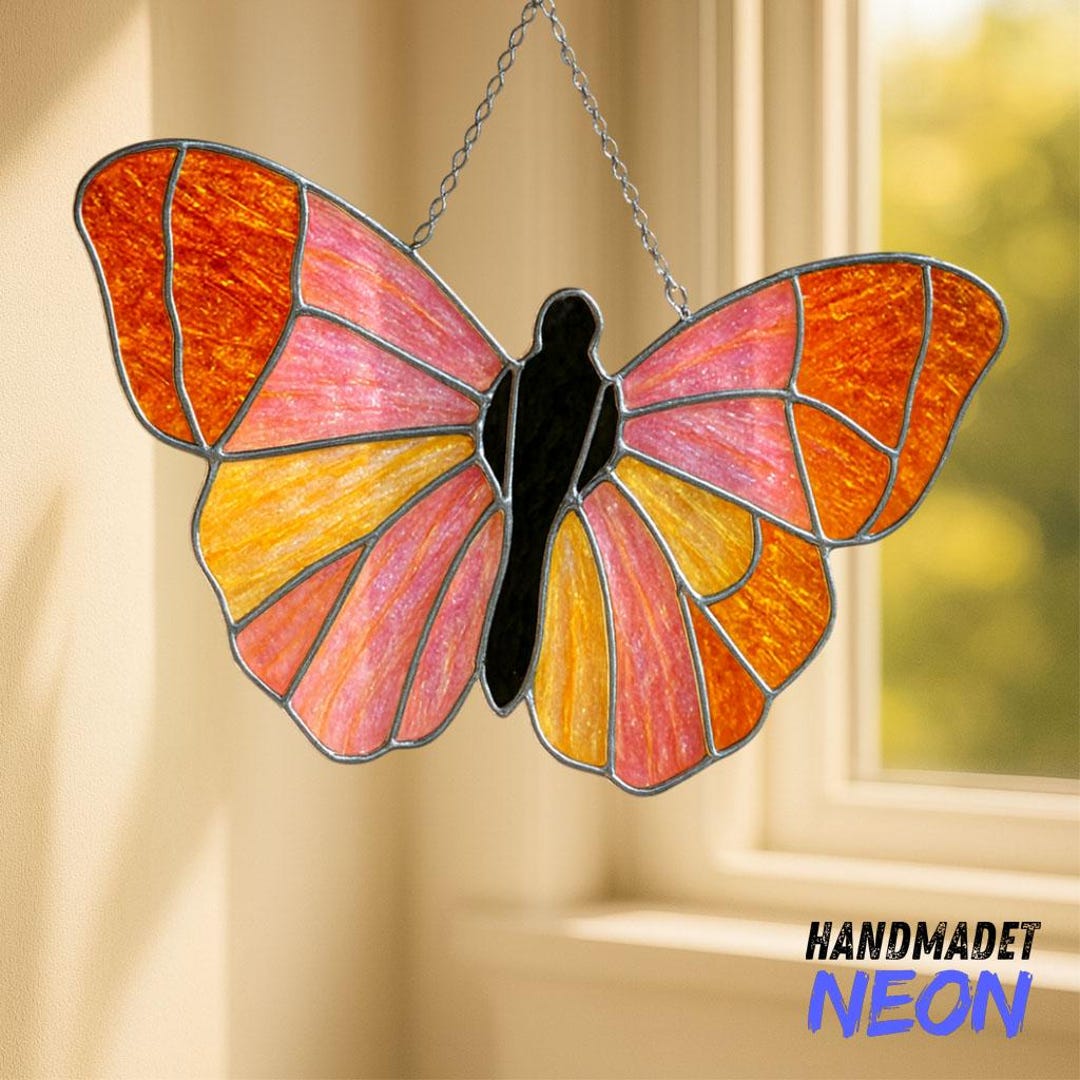 蝶のステンドグラス、手作りのカラフルなガラス窓サンキャッチャー