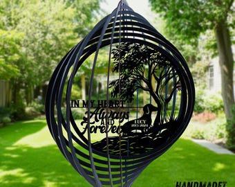 Gepersonaliseerde teckel herdenkings metalen windspinner, aangepaste teckel windspinner met naam, hond verlies geschenken, herdenkingsspinner
