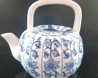Pumpkin Shape Blue and White Teapot